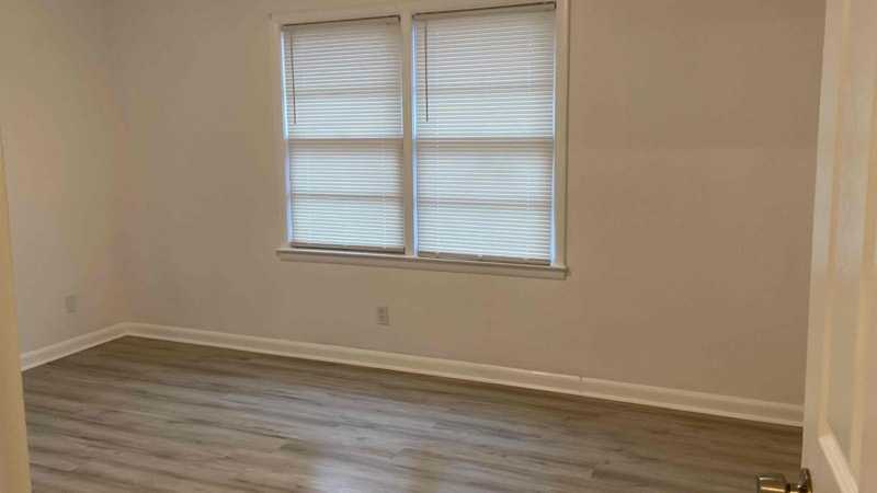 Building Photo - 2558 Rice St