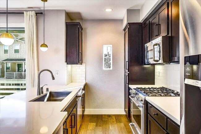 Building Photo - LUXURY TOWNHOME IN SUNNYVALE | 2014 BUILD