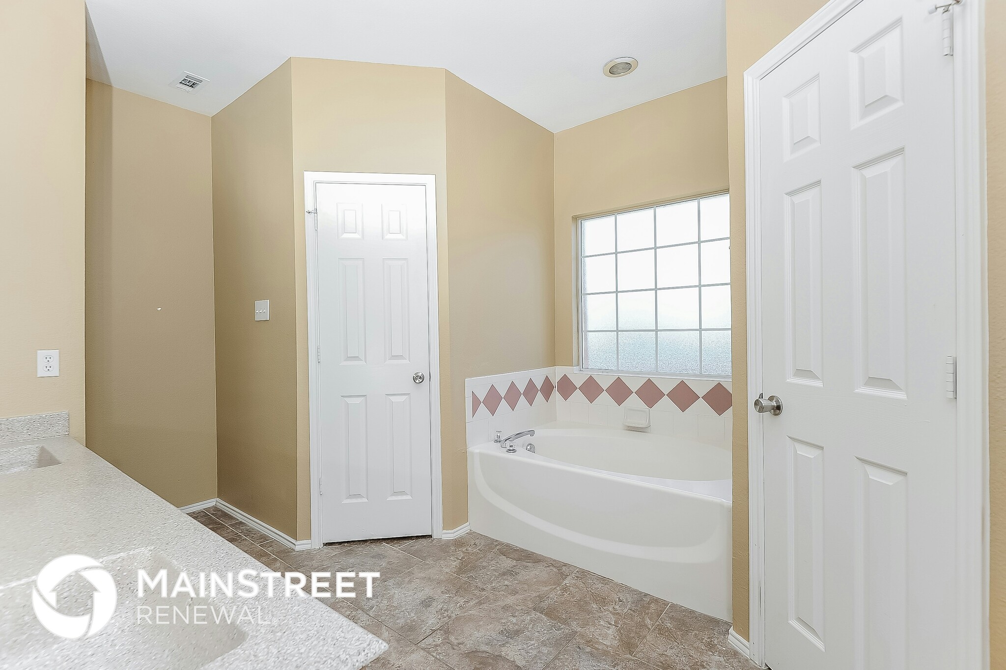 Building Photo - 7504 Quail Springs Dr
