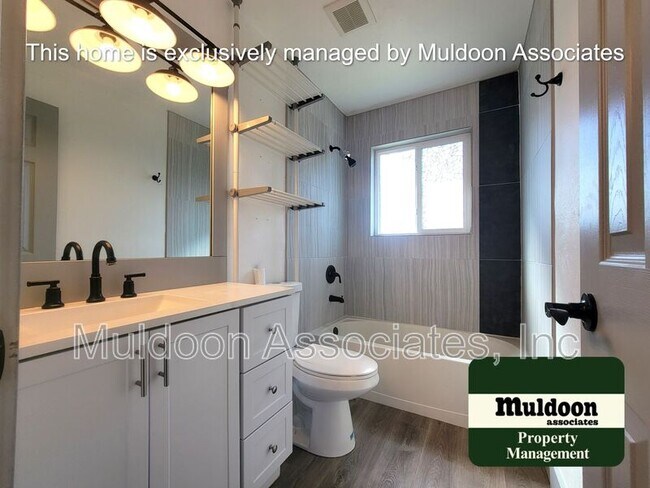 Building Photo - 4375 Millburn S