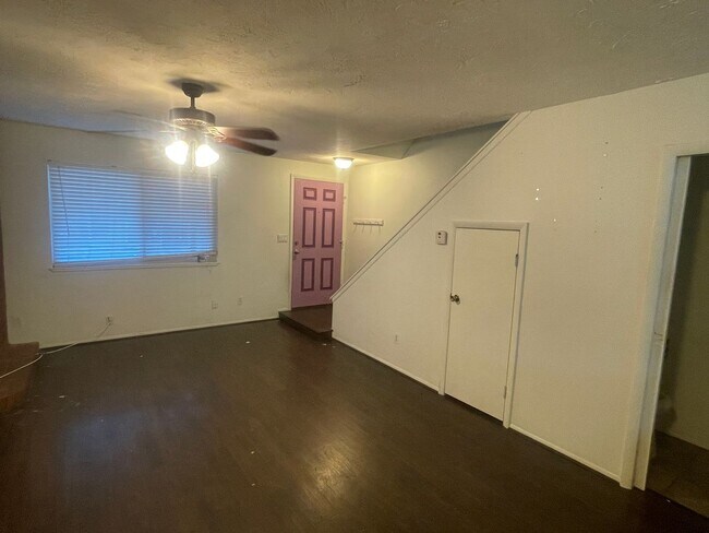 Building Photo - 101 N 1850 W