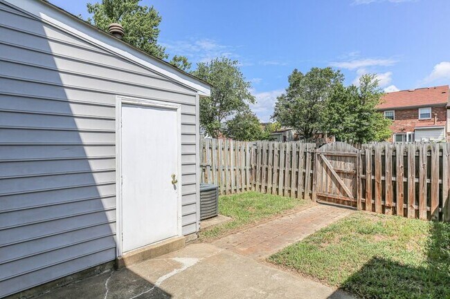 Building Photo - 307 Ellery Ct