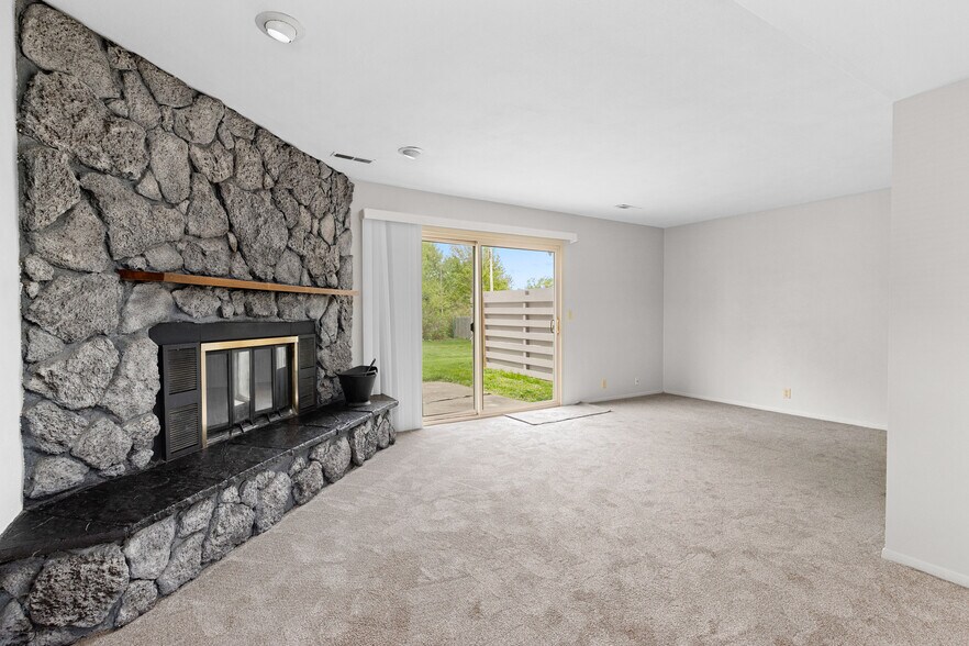 Building Photo - 6207 N Northmoor Ct