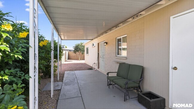 Building Photo - 15431 N 23rd St