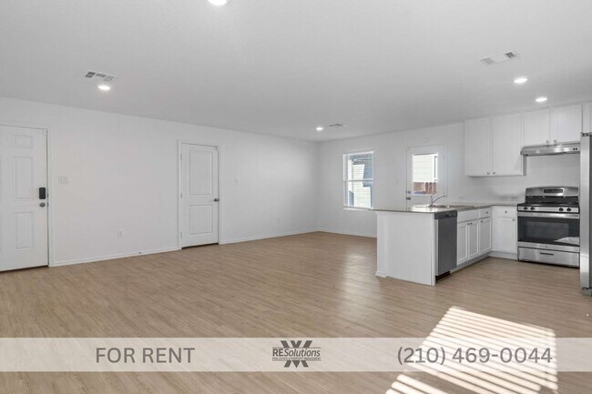 Building Photo - 2024-built 4-bedroom home under $1,600 near Culebra, Government Canyon, SeaWorld, Northwest Vista...
