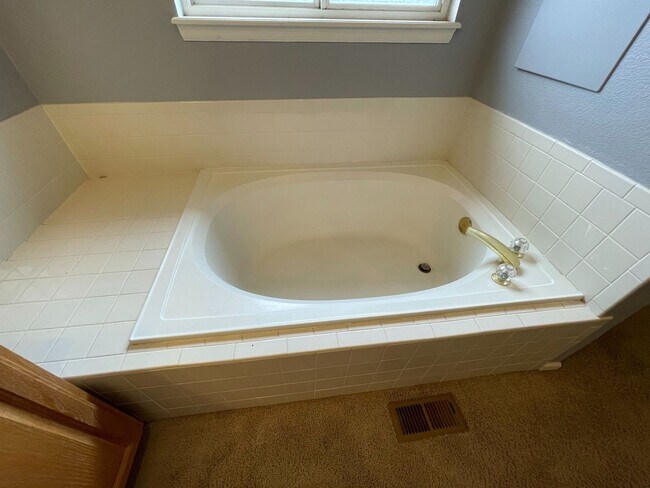 Building Photo - The Full Package