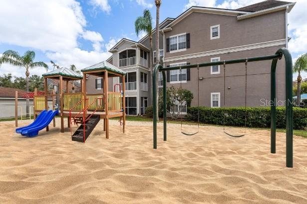 Building Photo - 3373 S Kirkman Rd