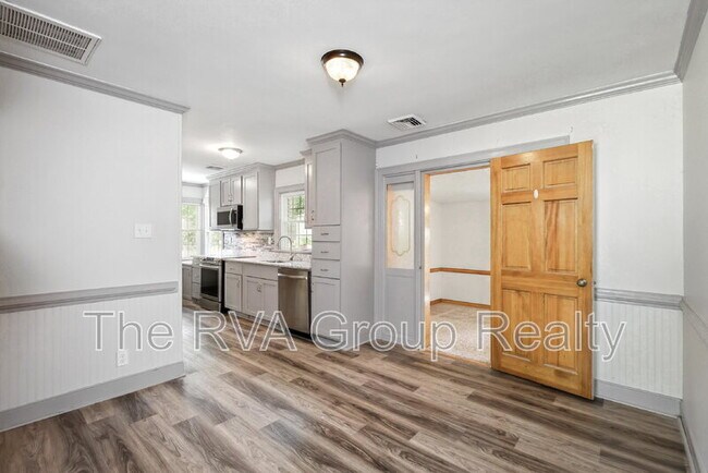 Building Photo - 13141 Overhill Dr