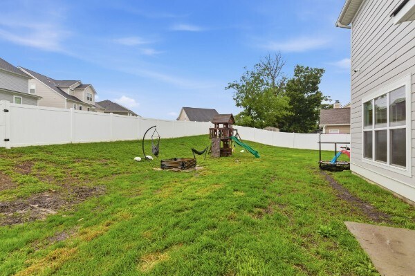Building Photo - 8649 Lawson Dr