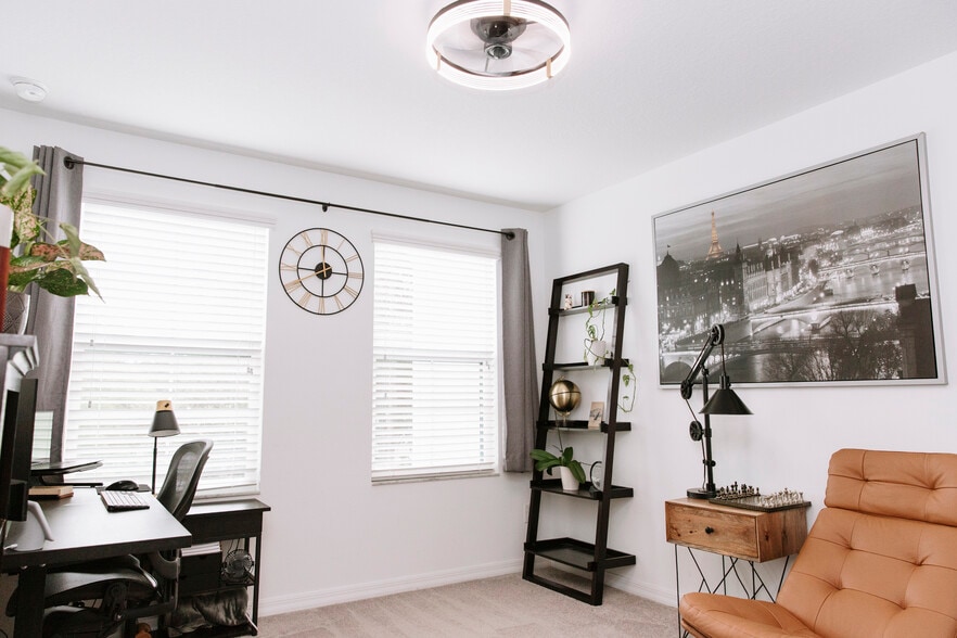 Second bedroom + spacious closet - 2471 Golden Pasture Cir