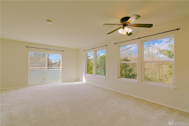 Building Photo - Highland Park Townhouse