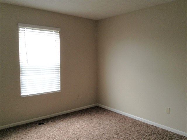 Building Photo - 60 Remington Ct