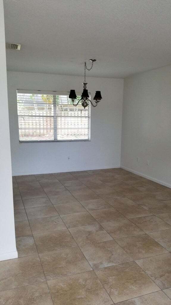 Building Photo - 12191 Broadleaf Ct