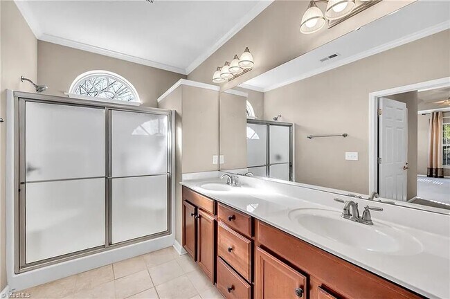 Building Photo - 3002 Renaissance Pkwy