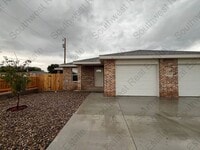 Building Photo - New Spacious 2 bedroom 2 bath Duplex.