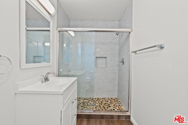 Building Photo - 4417 W 29th St