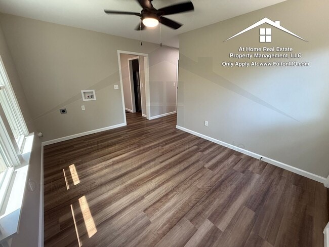 Building Photo - 1502 Forest Ave