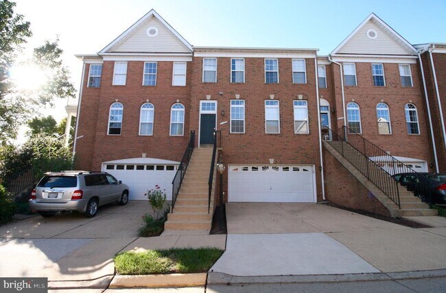 Building Photo - 21485 Trowbridge Square