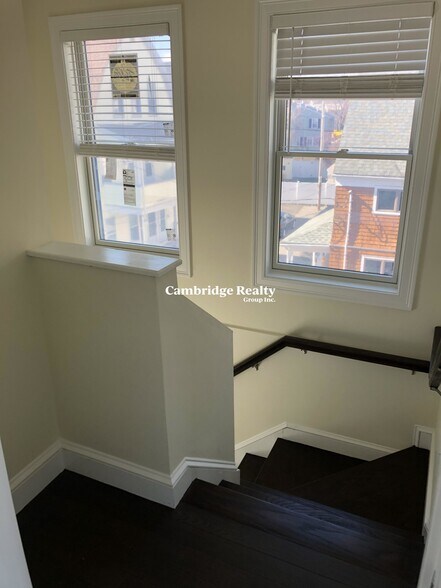 Building Photo - 5 Malvern Ter