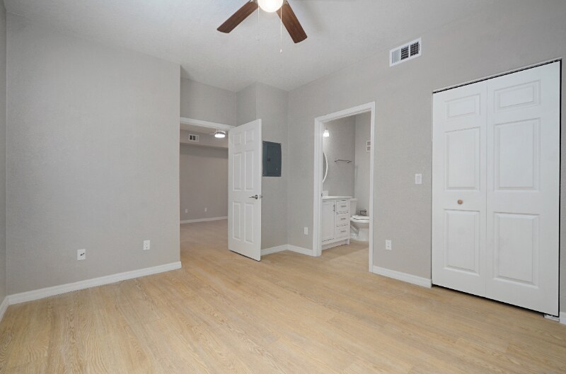 Building Photo - 826 Camargo Way