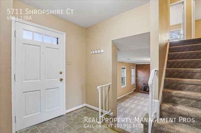 Building Photo - 5711 Shropshire Ct