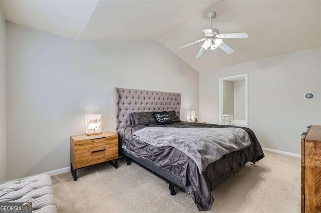 Building Photo - 2296 Leicester Way SE