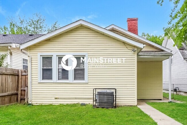 Building Photo - 3 Bedroom Pet-Friendly Home in Louisville,...