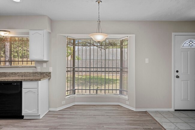 Building Photo - 4202 Brandemere Way St