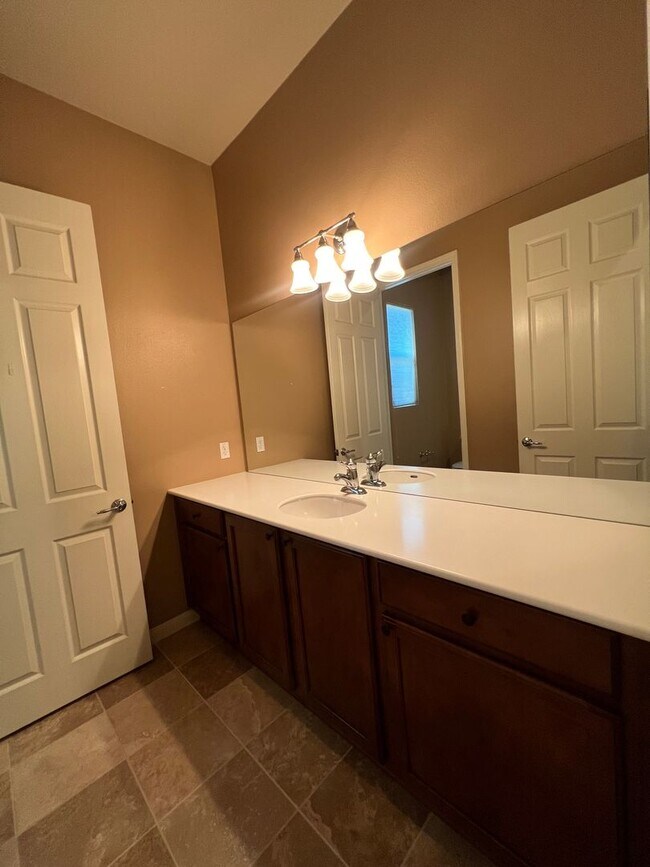 Building Photo - Apple Valley 55 + Senior Resort Living Community of Sun City Del Webb.