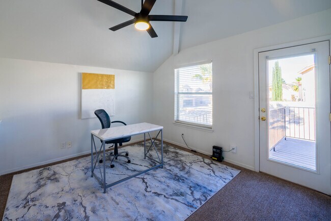 Building Photo - 301 Lienege Rene Ct