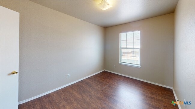 Building Photo - 4302 Jeff Scott Dr