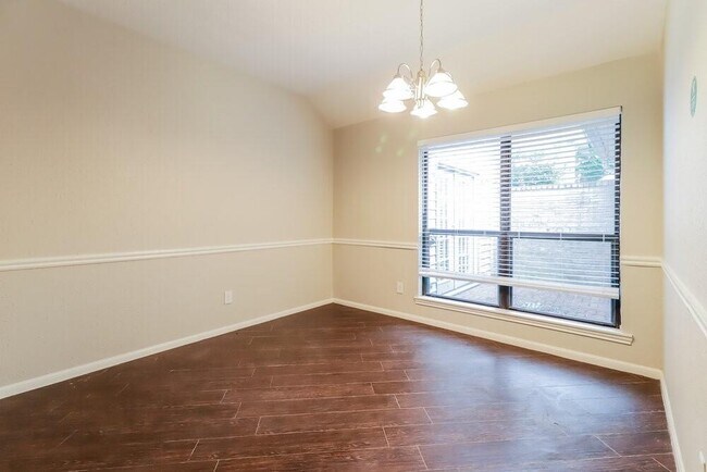 Building Photo - Cedar Valley Drive, Missouri City, TX 77459 - 3 BR 2 BA single-family home