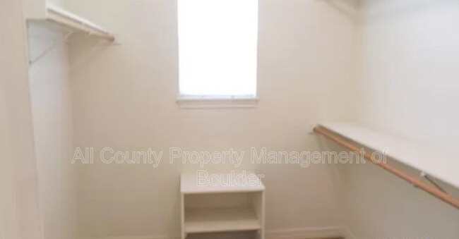 Building Photo - 1212 Emery St