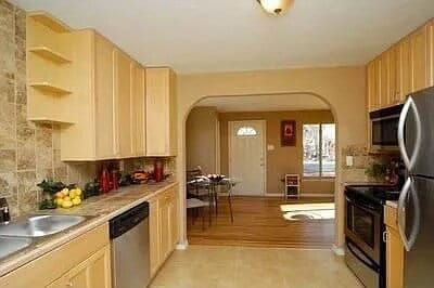 Building Photo - Available Now!  Fantastic 5br/2ba Remodele...