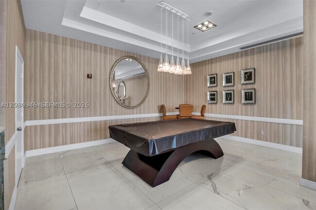 Building Photo - 6917 Collins Ave