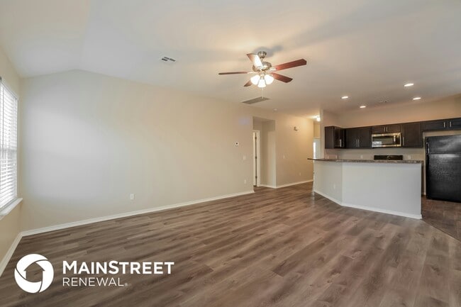 Building Photo - 4405 Windgate W Rd