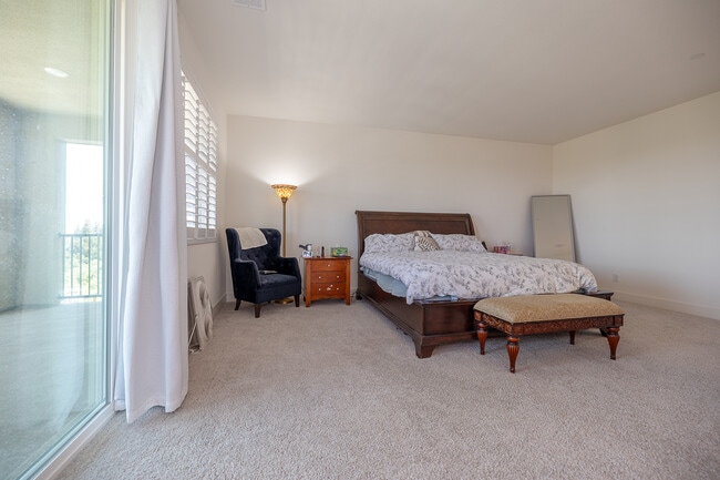 Building Photo - 1381 Porpor Ct