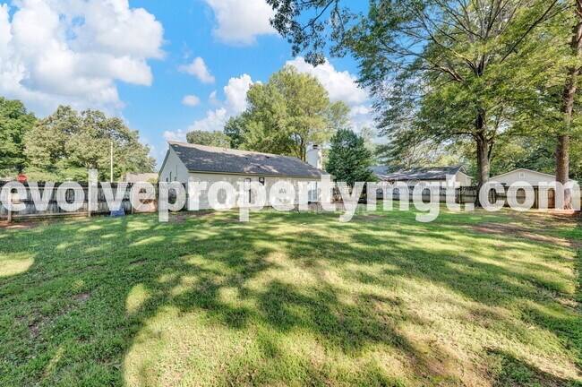 Building Photo - 1170 Simmonsridge Dr