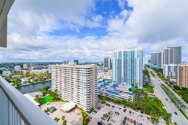 Building Photo - 1985 S Ocean Dr