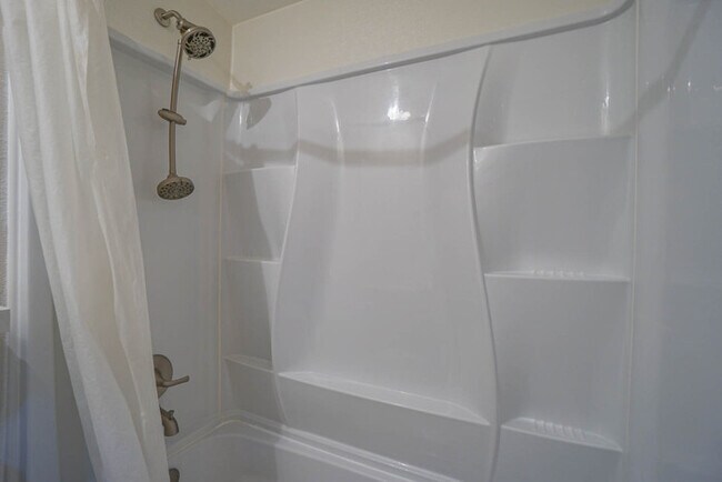 Building Photo - TWO BEDROOM MANUFACTURED HOME IN EAST COUNTY