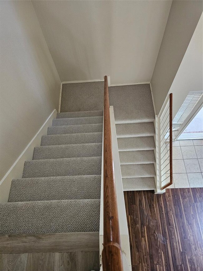 Building Photo - 10506 Wylie Dr