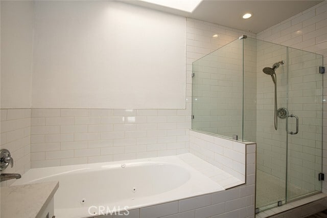 Building Photo - 1403 W Santa Cruz St