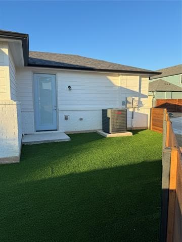 Building Photo - 9600 Sullivan Ln