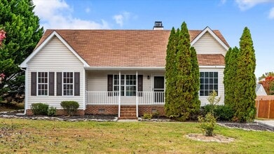 Building Photo - 3011 Butterwood Dr