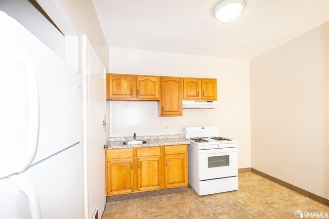 Building Photo - 3175 24th St