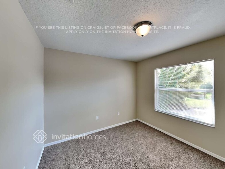 Building Photo - 7539 42nd Ct E