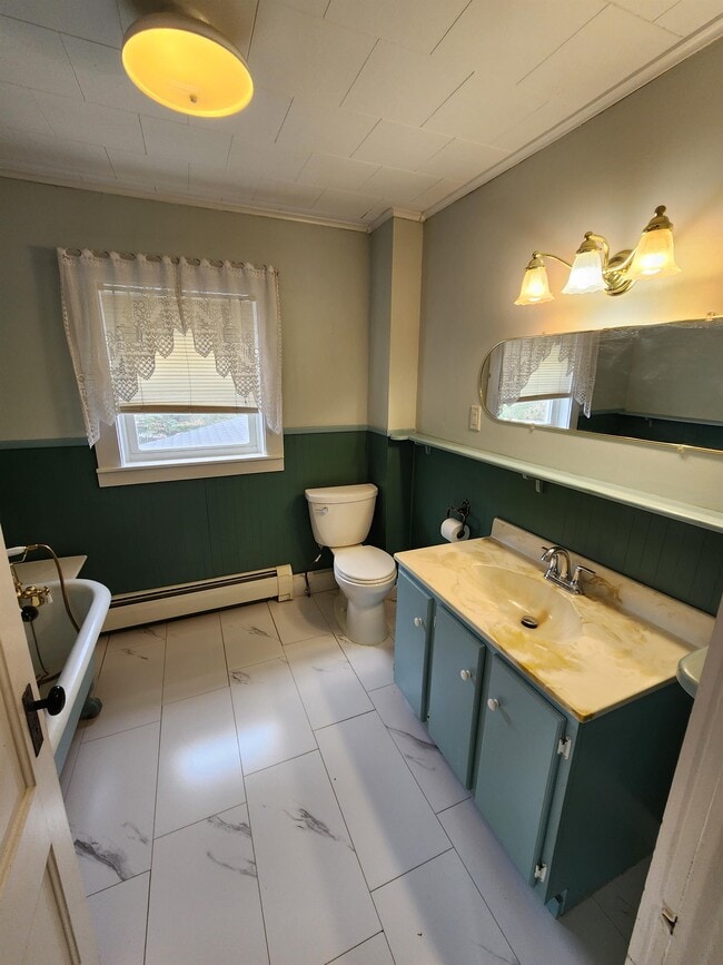 Building Photo - 344 Katahdin Ave