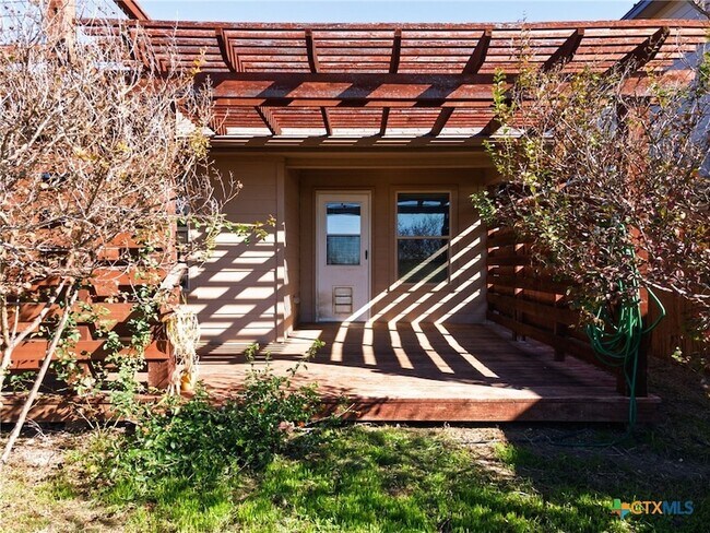 Building Photo - 1502 Shim's Blvd