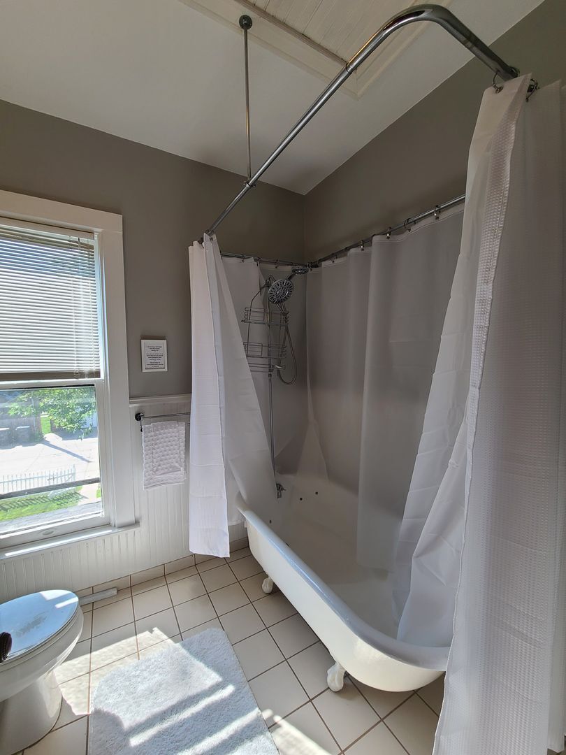 Building Photo - 1314 Niles Ave