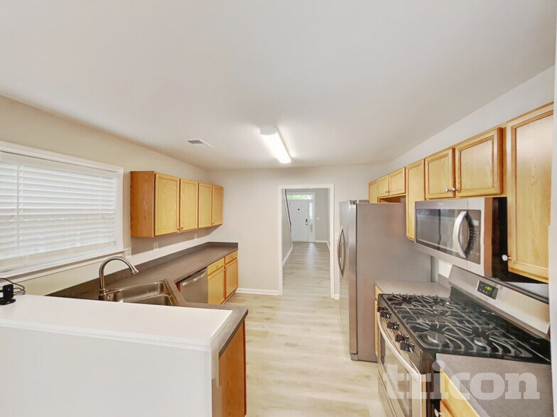 Building Photo - 2550 Gatewater Ct